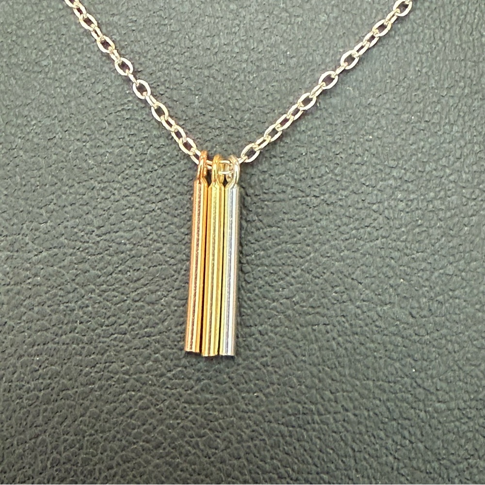 LA CN Jewelry Company Sterling Silver 925 Bar Charm Pendant Necklace 16/18”